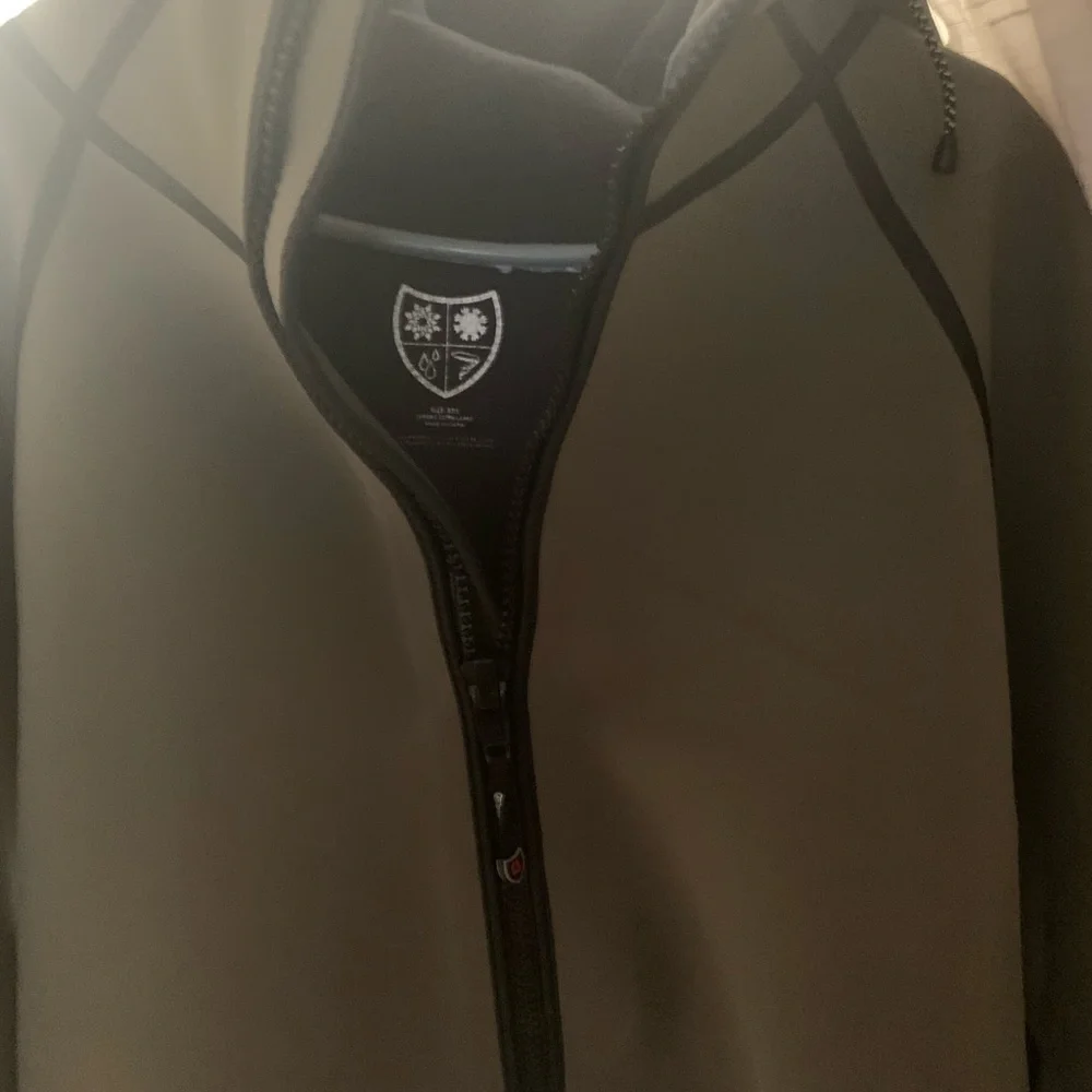 Storm R coat - Picture 3 of 6